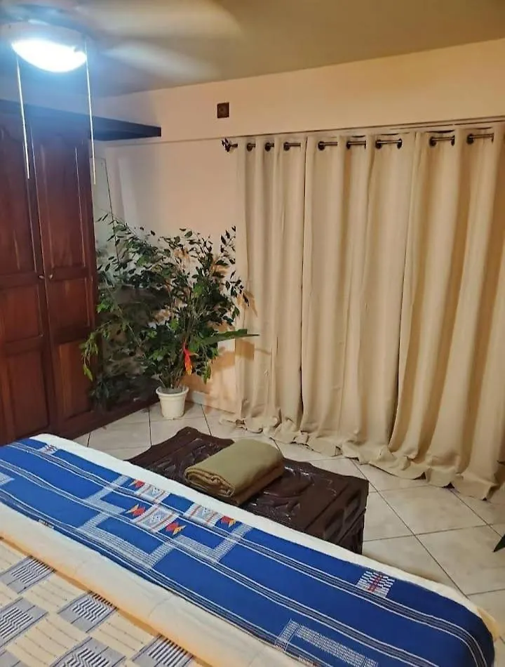 Hillcrest Sanctuary Apartment Maraval Homestay